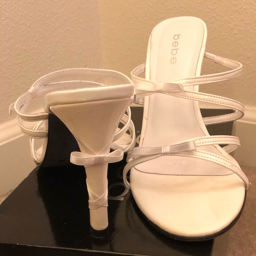 Bebe Heels | White strappy w/bows size 10